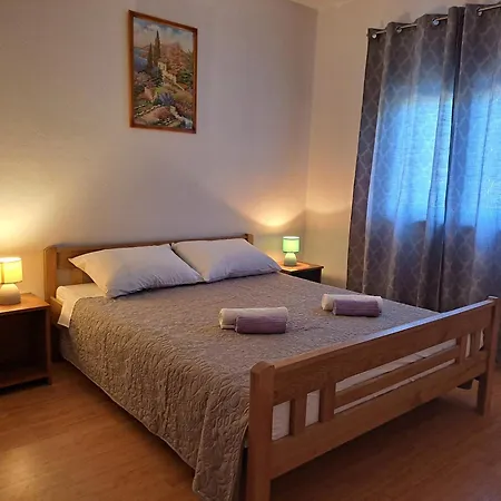 House Stari Put With Pool 公寓 诺维格勒达尔马提亚