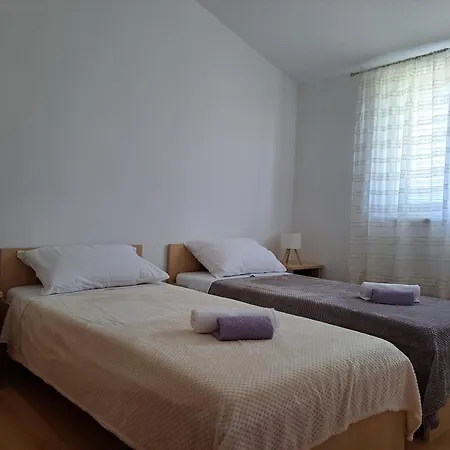 House Stari Put With Pool Apartamento