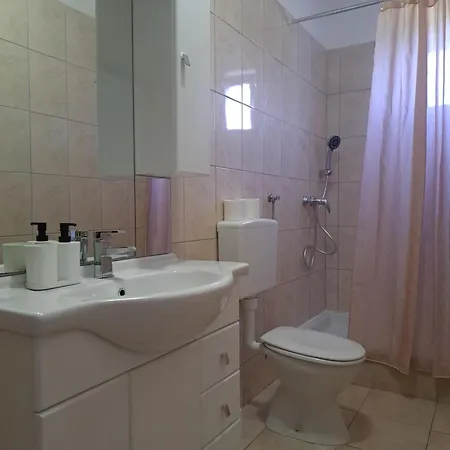 House Stari Put With Pool *