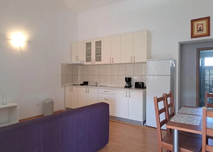 House Stari Put With Pool Novigrad (Dalmatia)