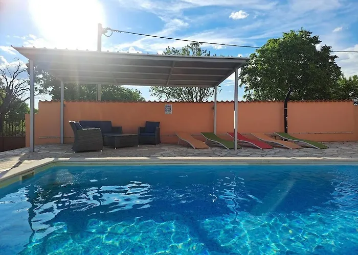House Stari Put With Pool Lägenhet